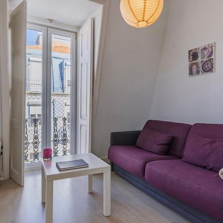 Classic Topfloor Apartment By Lovelystay Lisboa Exteriér fotografie