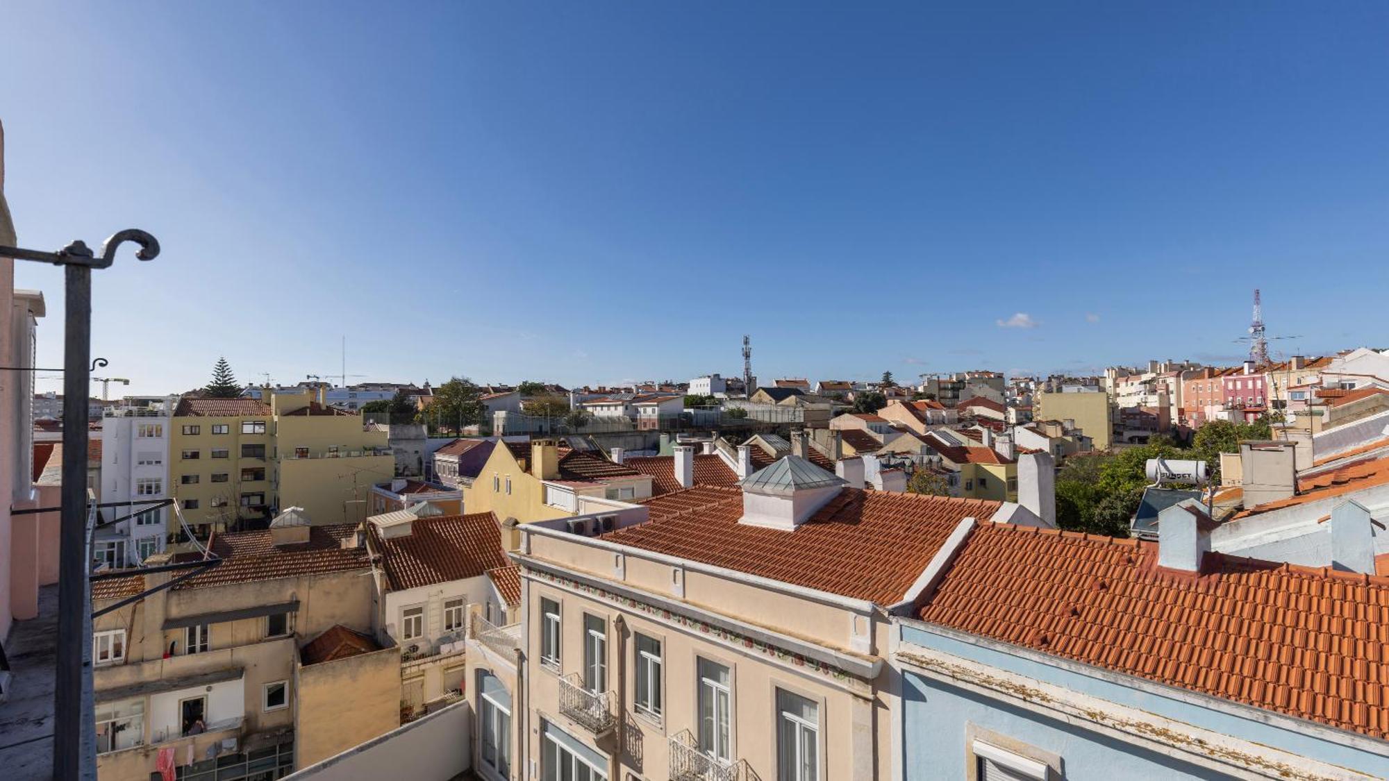 Classic Topfloor Apartment By Lovelystay Lisboa Exteriér fotografie
