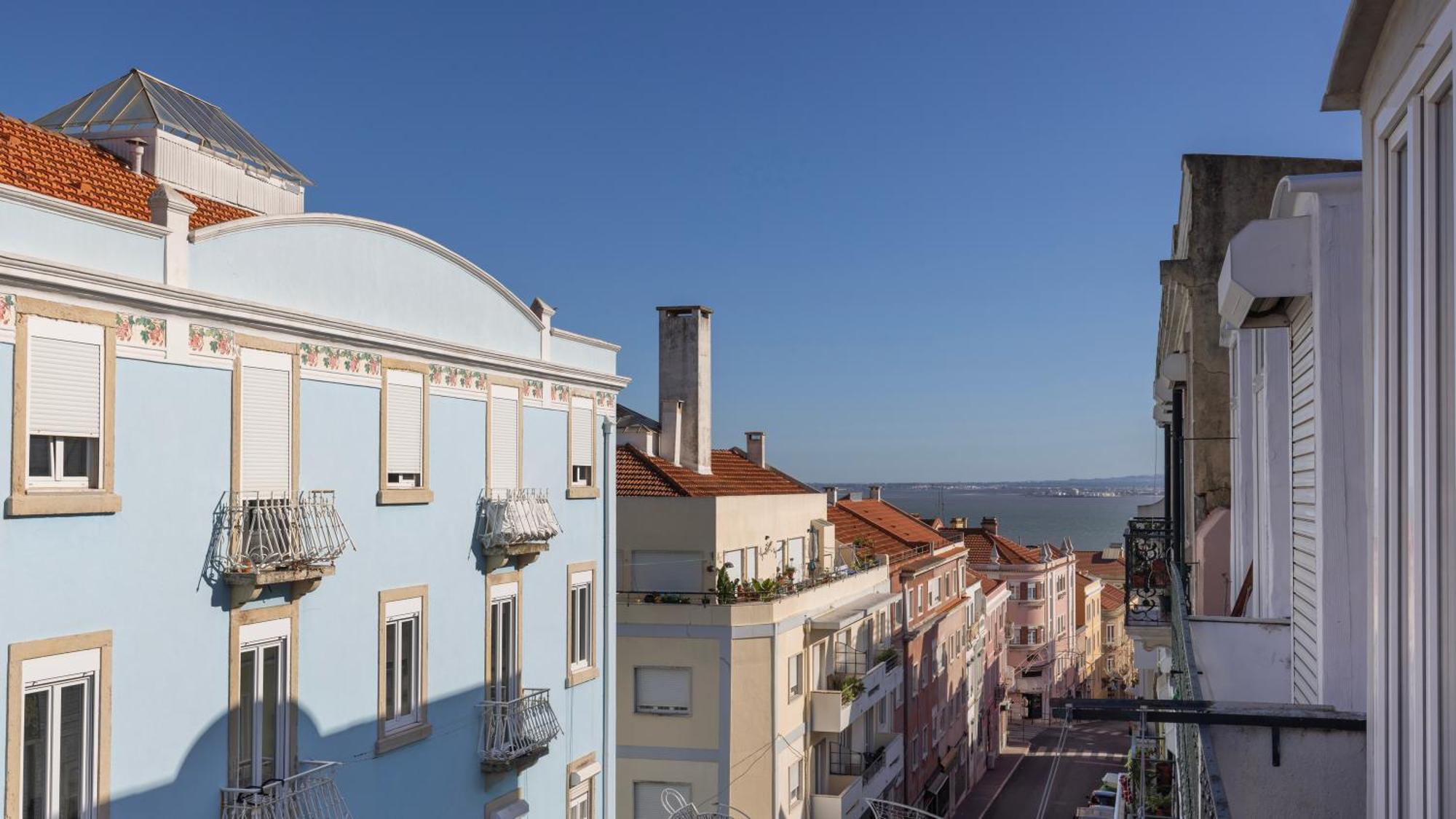 Classic Topfloor Apartment By Lovelystay Lisboa Exteriér fotografie