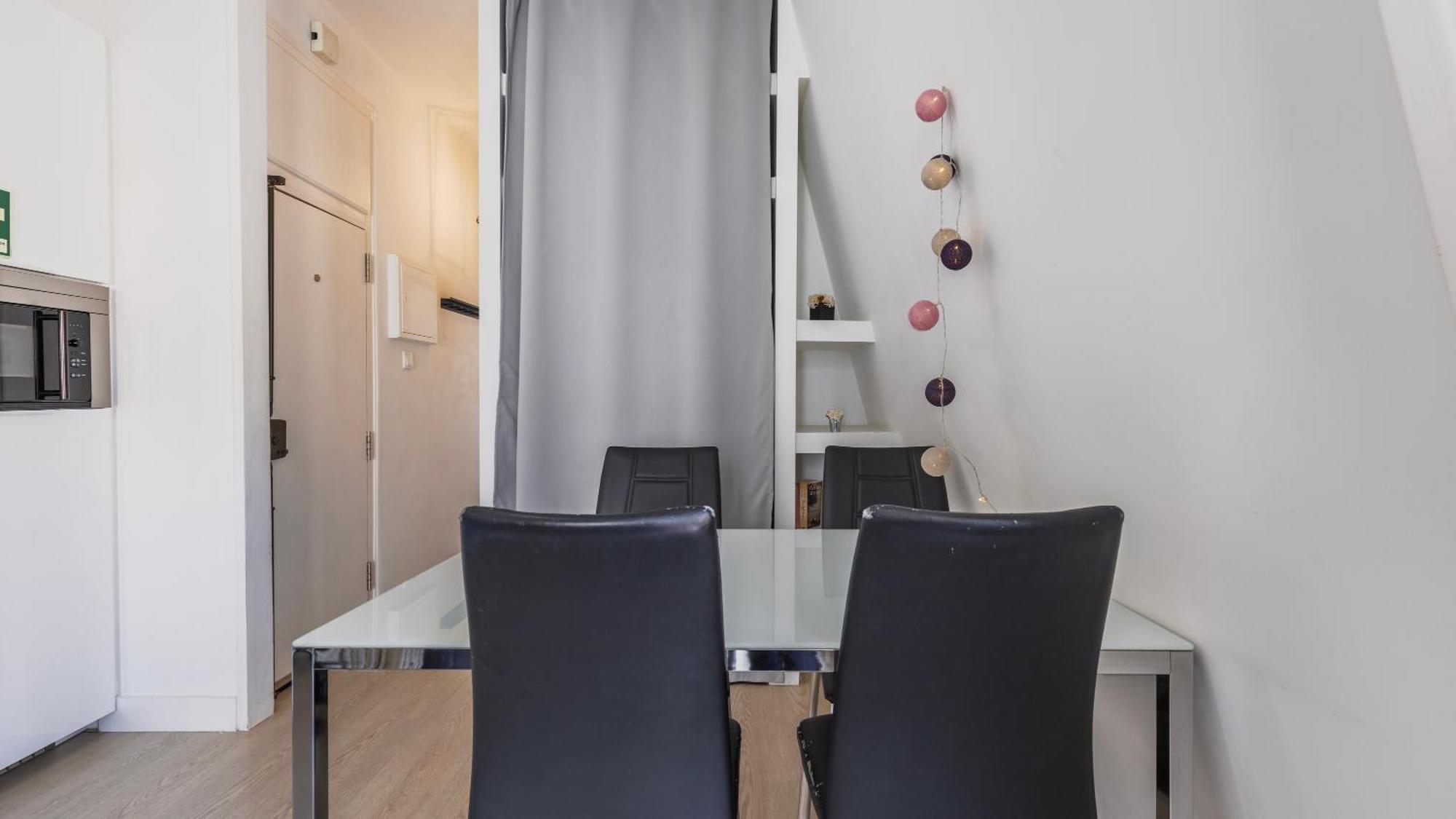Classic Topfloor Apartment By Lovelystay Lisboa Exteriér fotografie